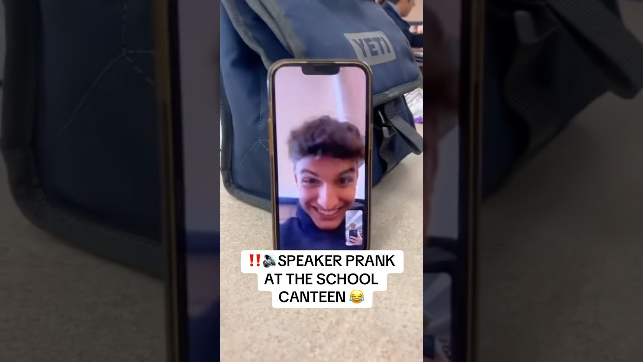 Speaker prank 🔊😂 #voiceeffects #reaction #prank #speaker #school #schoolcanteen #trump #trending